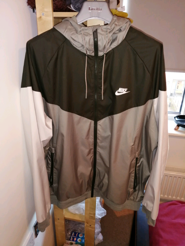 nike windrunner xxl